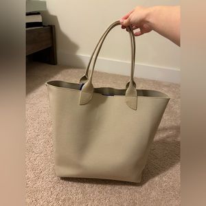 Rothy’s tote
